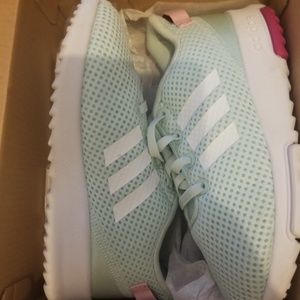 Toddler Shoes Adidas size 10